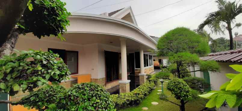 jual rumah jl prapen indah surabaya