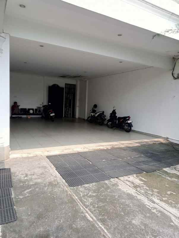 jual rumah kav dki meruya utara jak bar