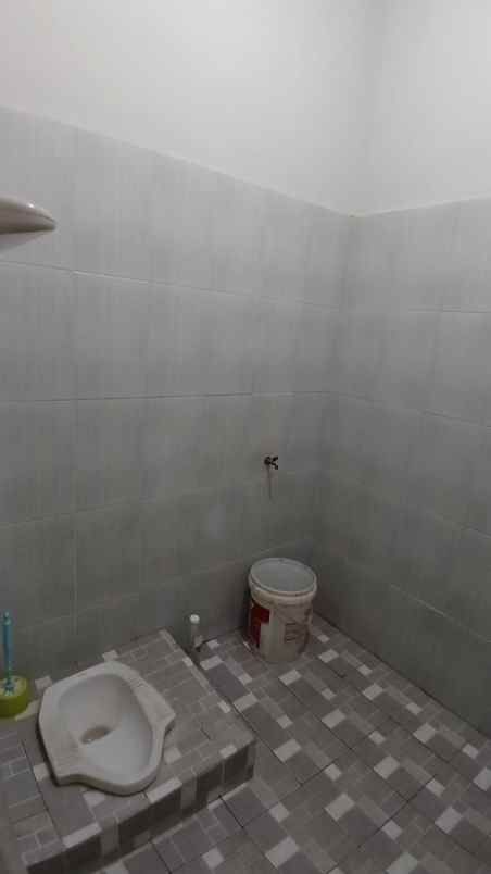 jual rumah komplek di kavling dki pondok kelapa