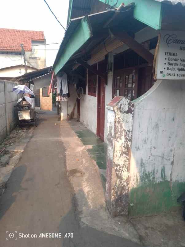 jual rumah kontrakan 6 pintu