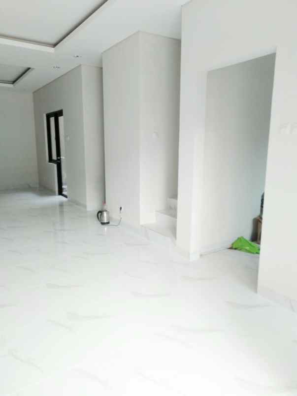 jual rumah minimalis modern kota wisata cibubur