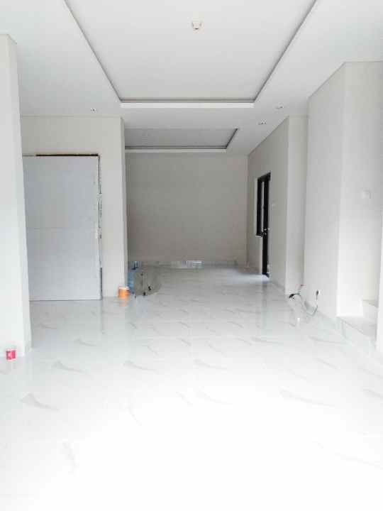 jual rumah minimalis modern kota wisata cibubur