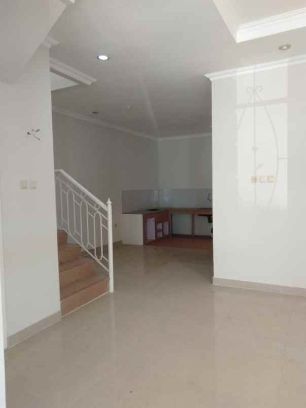 jual rumah siap huni kota wisata cibubur