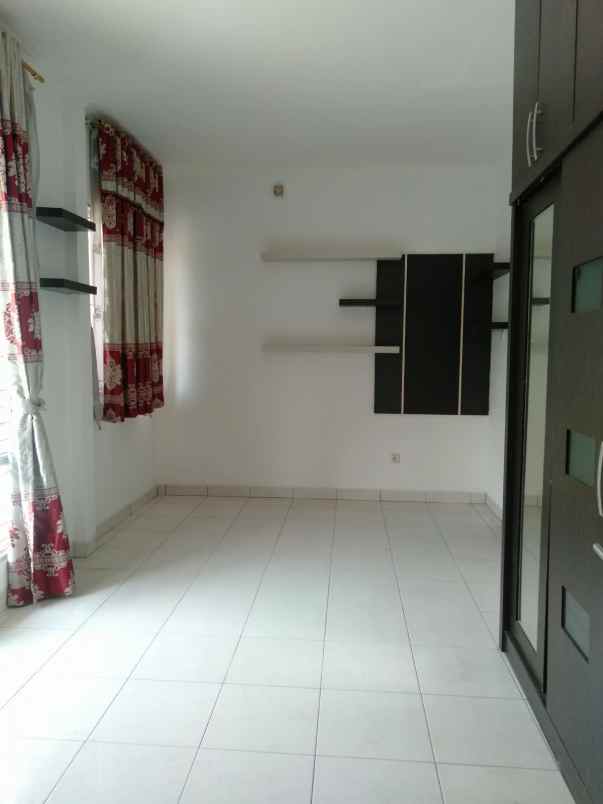 jual rumah siap huni kota wisata cibubur