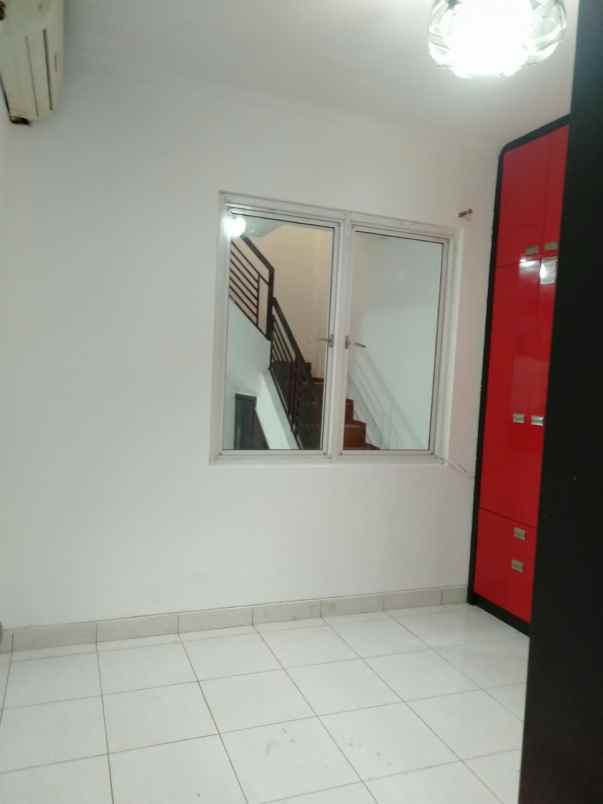 jual rumah siap huni kota wisata cibubur