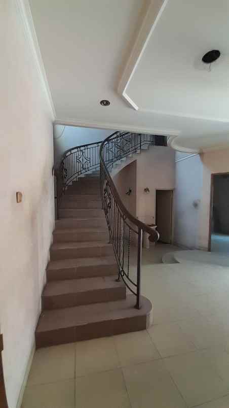 jual rumah tanjung duren utara jak bar