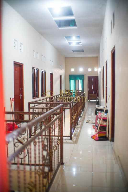 kost 14 kamar bonus tempat usaha 200 meter kampus uii