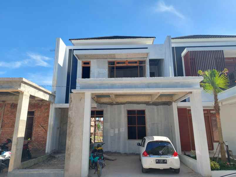 miliki rumah mewah 2 lantai di jalan nangka pekanbaru