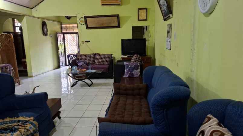 miliki rumah second hook murah di bekasi