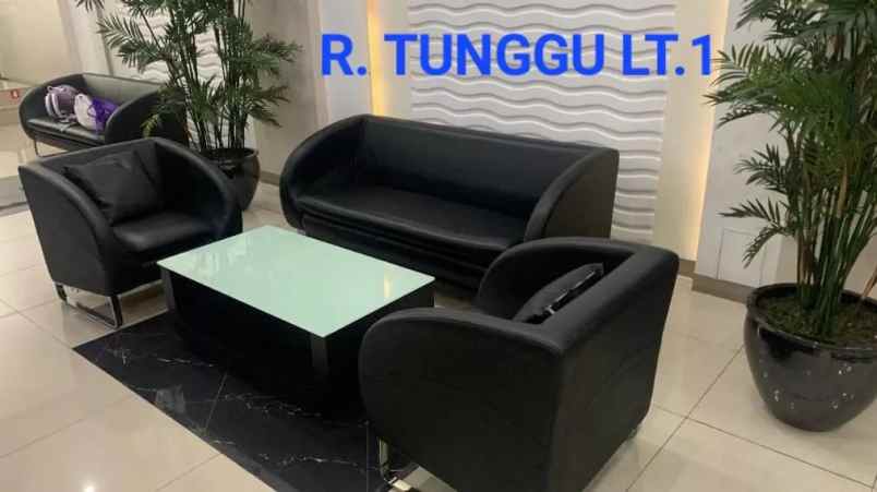 properti klinik kecantikan dijual 25m