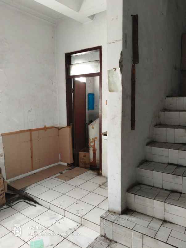 ruko 3 5 lantai lokasi nol jalan di surabaya pusat