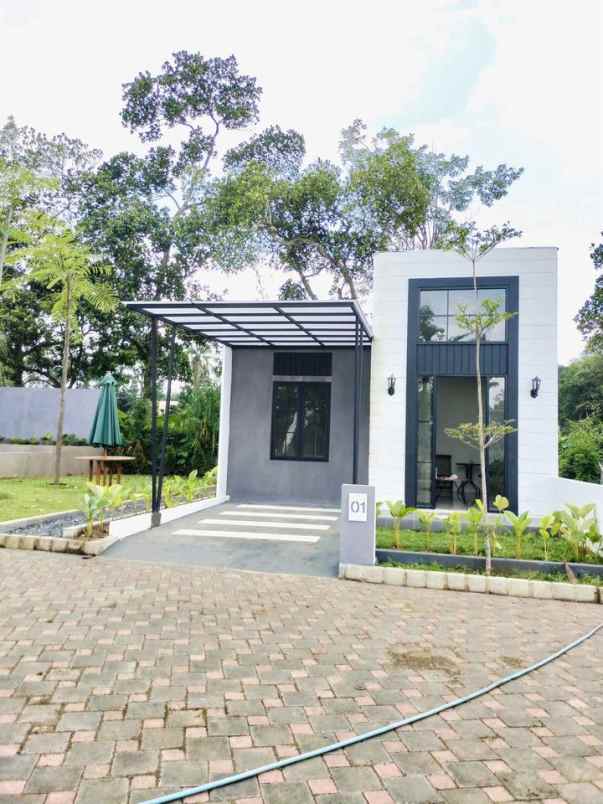 rumah 1 lantai modern minimalis dekat kampus um 2