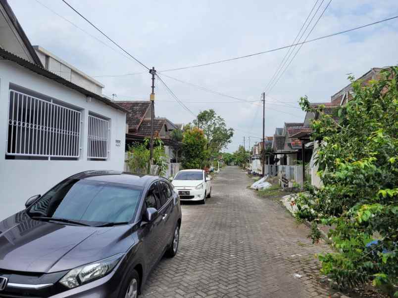 rumah 1 lantai murah di cluster mewah majapahit