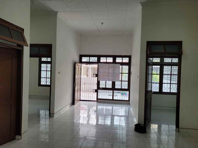 rumah 1 lantai murah di cluster mewah majapahit