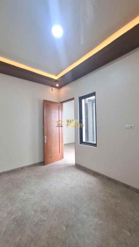 rumah 2 lantai siap huni 5 menit ke sleman city hall