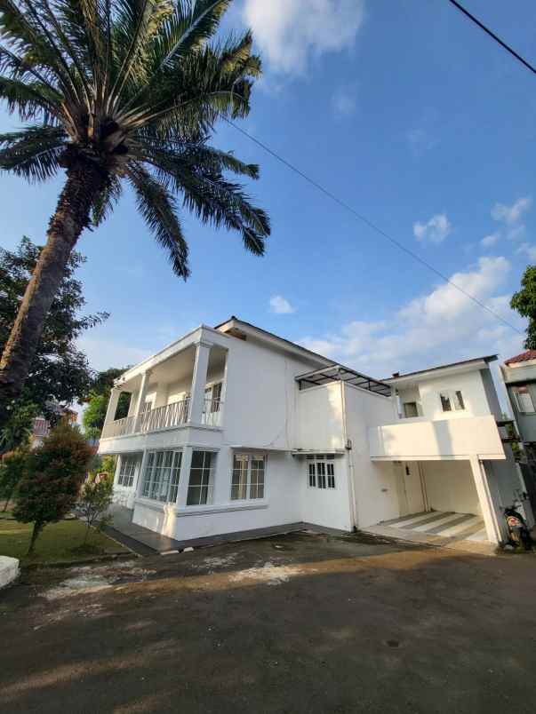 rumah baru dalam town house di cireunde