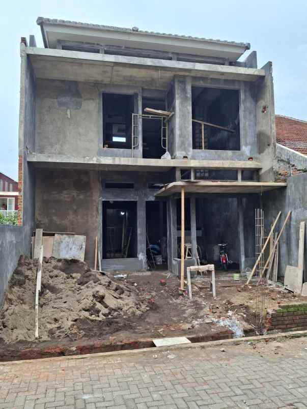rumah baru modern minimalis lokasi asrikaton