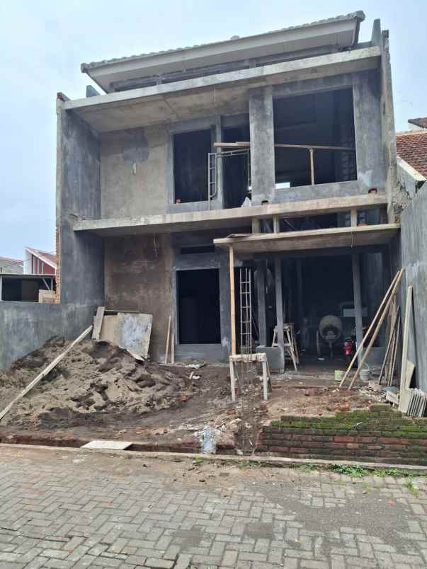 rumah baru modern minimalis lokasi asrikaton