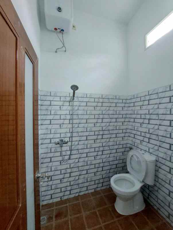 rumah baru siap huni lokasi nol jalan tlogowaru