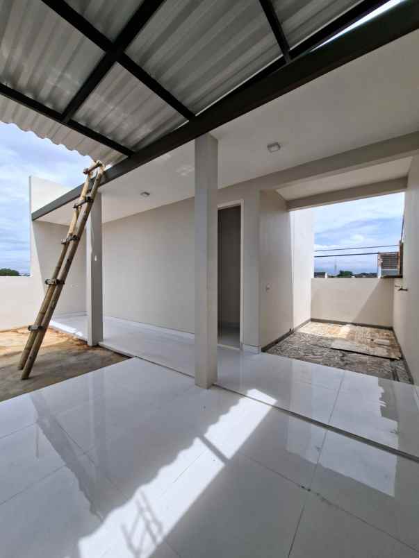 rumah baru siap huni lokasi sulfat kota malang