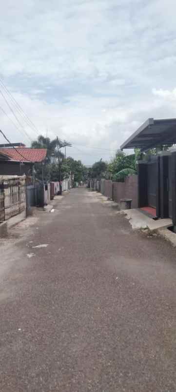 rumah buah batu logam luas siap huni kota bandung