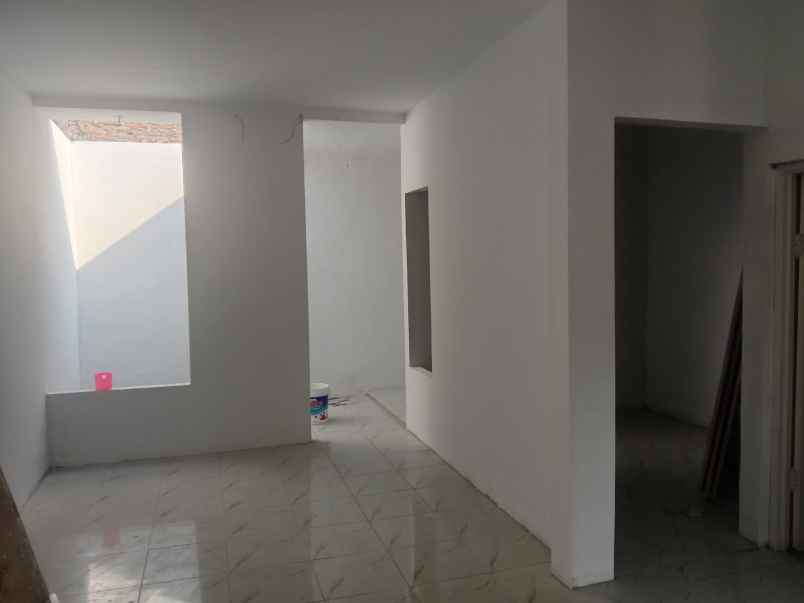 rumah bukit kencana jaya semarang