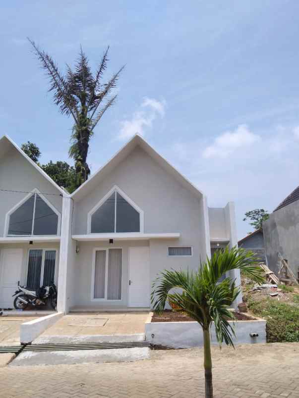 rumah cantik baru konsep scandinavian