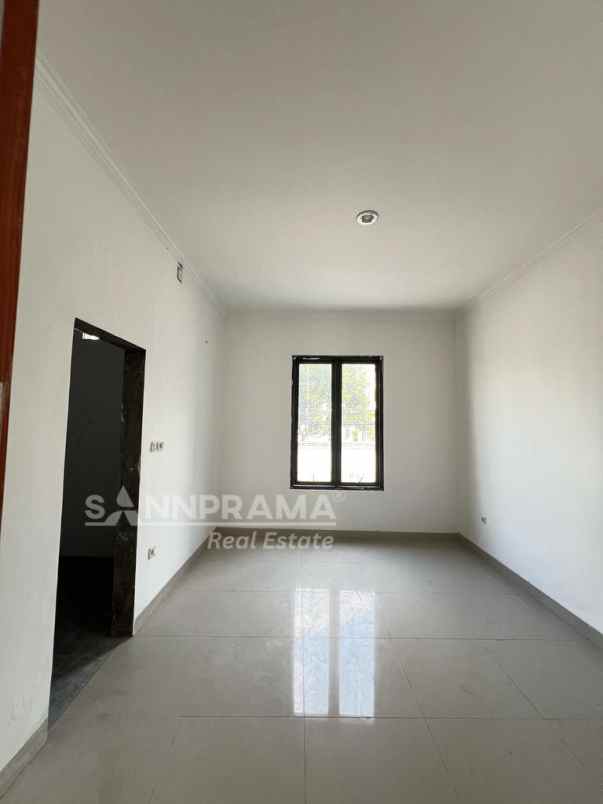 rumah cantik siap huni di harjamukti depok dp 0 reno