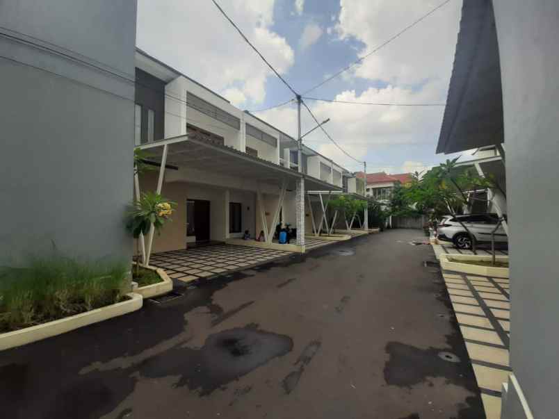 rumah ciganjur