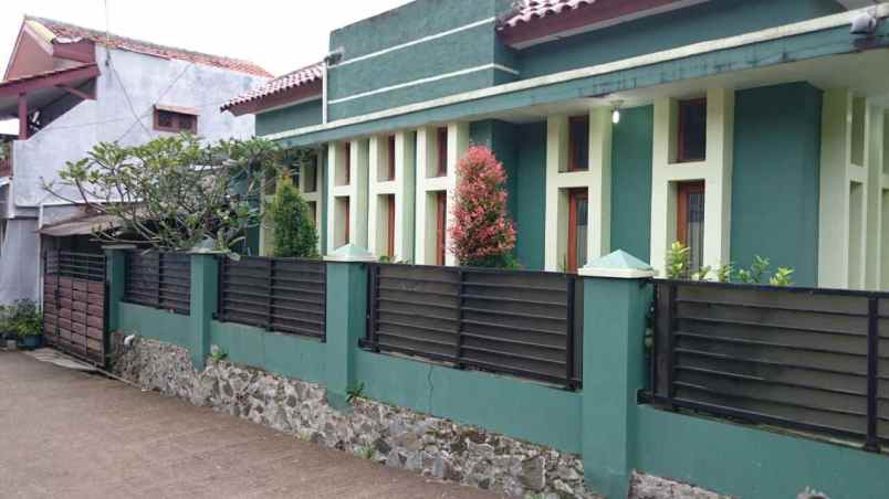 rumah di komplek artabahana cihanjuang hook