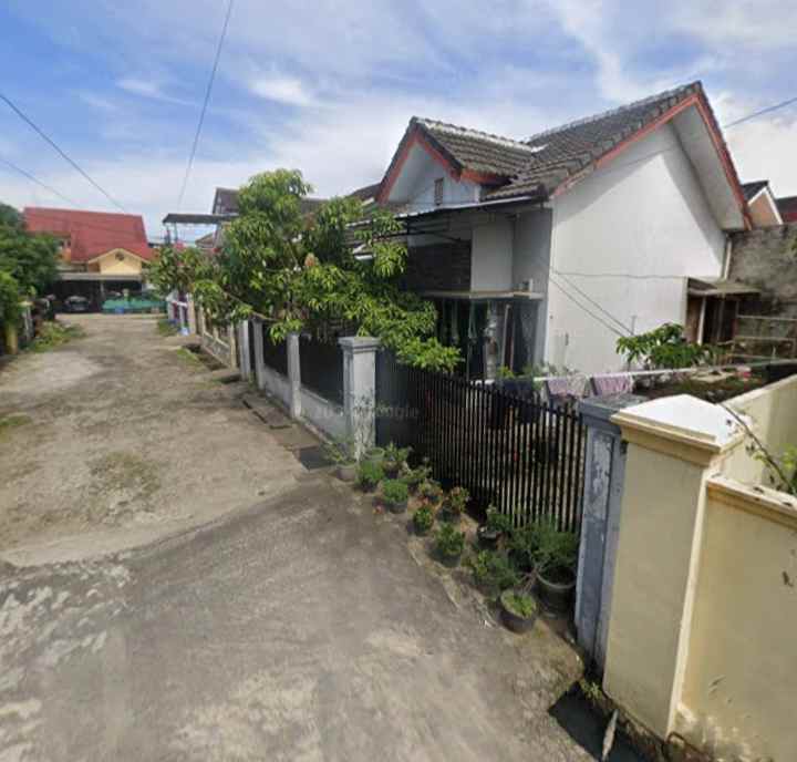 rumah di tengah kota palembang