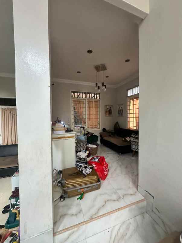 rumah dijual full furnished di sinduadi