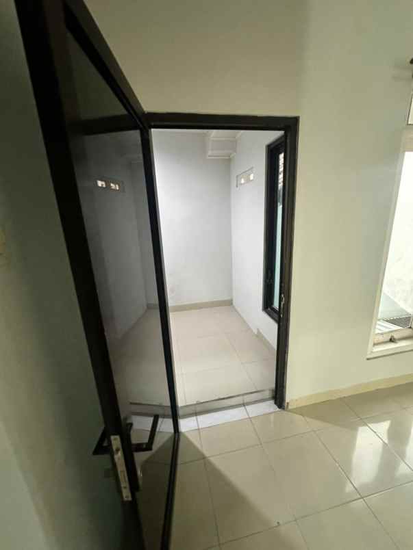 rumah dijual full furnished di sinduadi