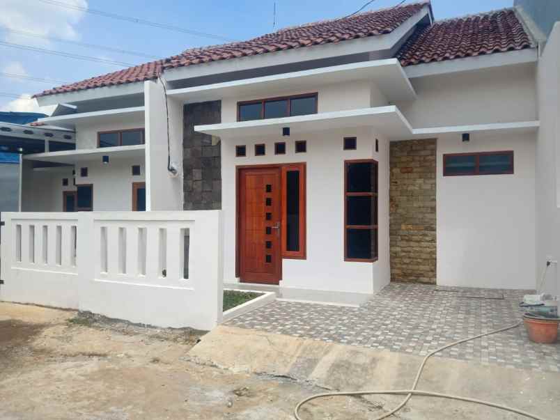 rumah dijual murah di depok dekat staisun