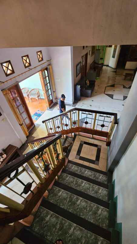 rumah dijual soponyono tenggilis mejoyo surabaya timur