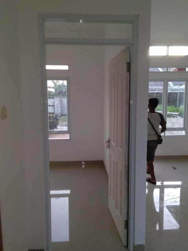 rumah dp 0 dekat kawasan mm2100