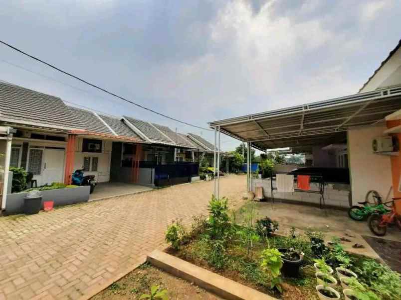 rumah dp 0 dekat kawasan mm2100