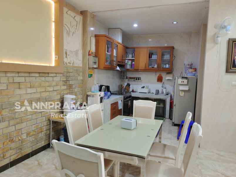 rumah full furnish siap huni gdc depok