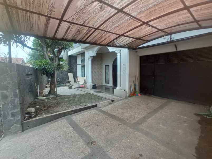 rumah hitung tanah dekat cijambe cicukang bandung