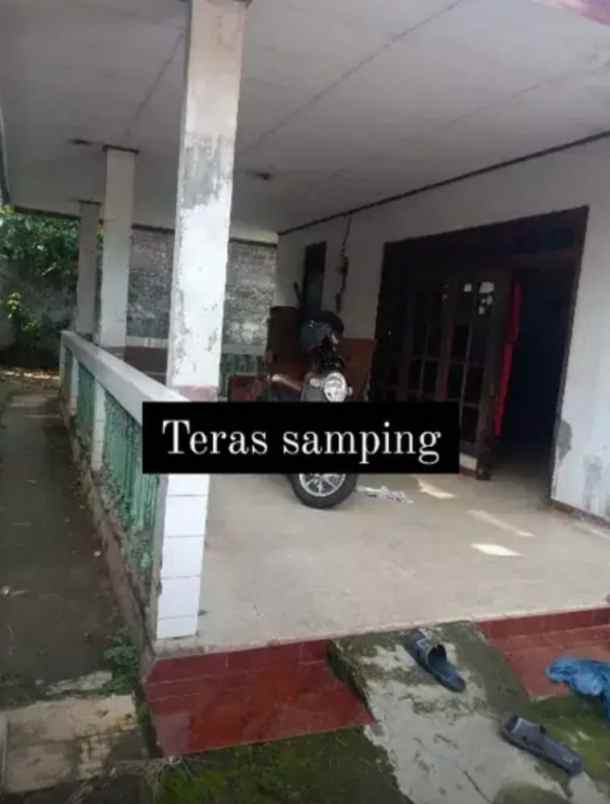 rumah jl dewi sartka ciputat