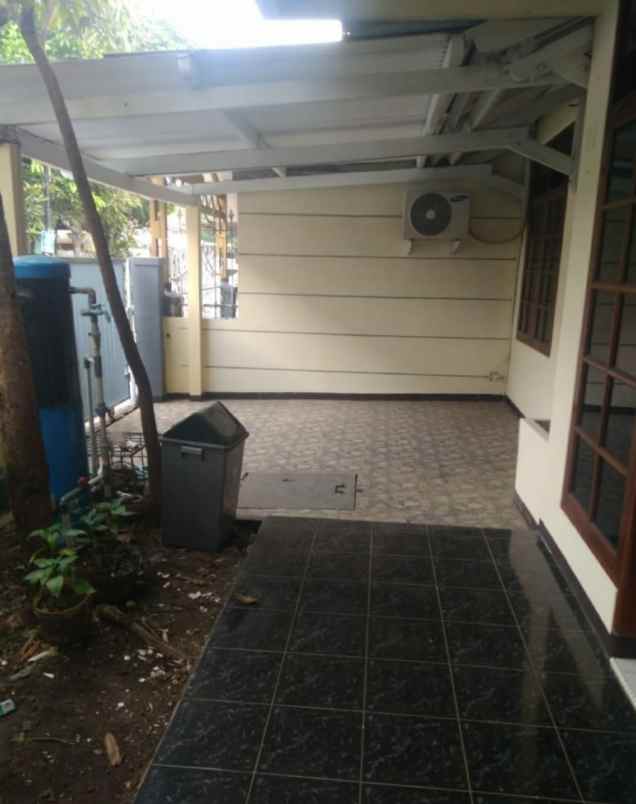 rumah jl suryalaya buahbatu bandung