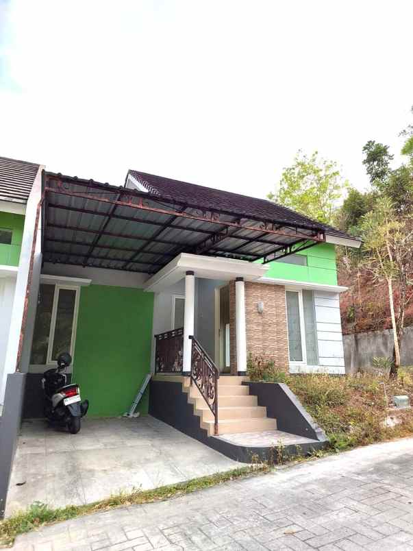 rumah manis minimalis di villa gardenia