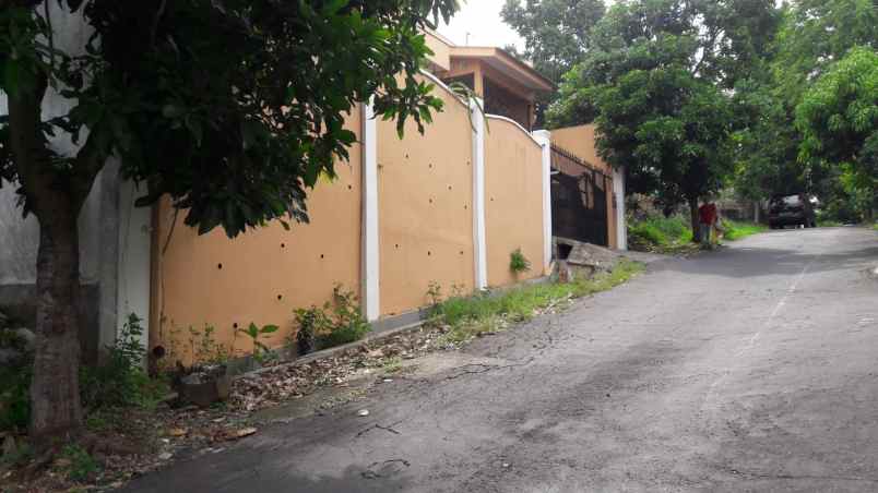 rumah mewah 2 lantai bukit sari semarang