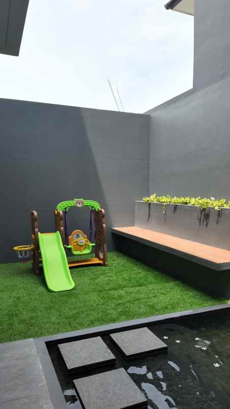 rumah mewah 2 lantai citraland kedamaian 1 2 m gresik