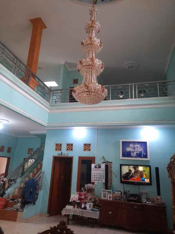 rumah mewah 2 lantai di sukup baru ujungberung bandung