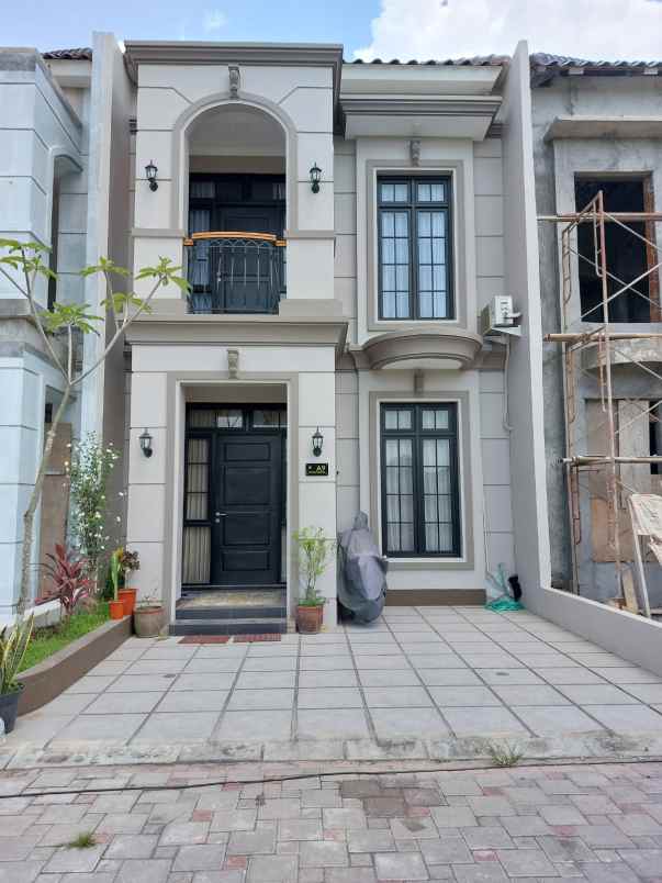 rumah mewah 2 lantai harga termurah di banguntapan