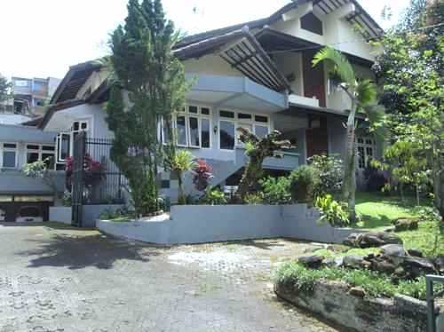 rumah mewah dk tol pasteur di sukamulya kota bandung