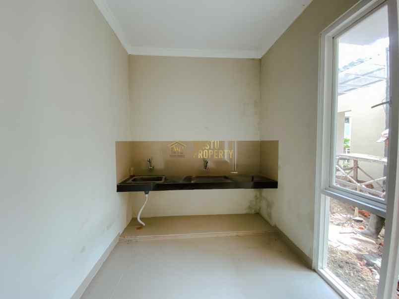 rumah mewah luas 8 menit ke polsek piyungan