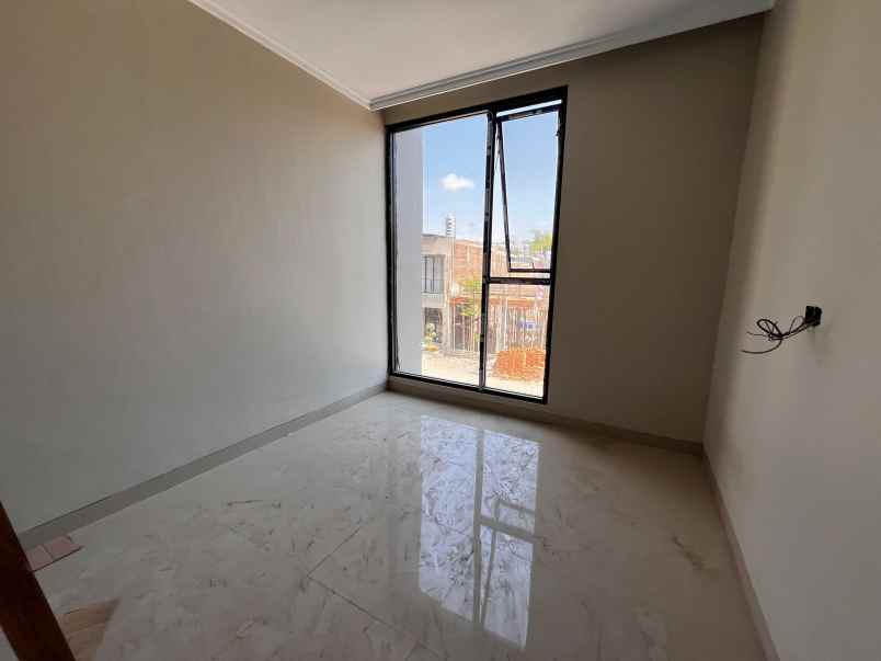 rumah mewah siap huni di jantung kota condongcatur