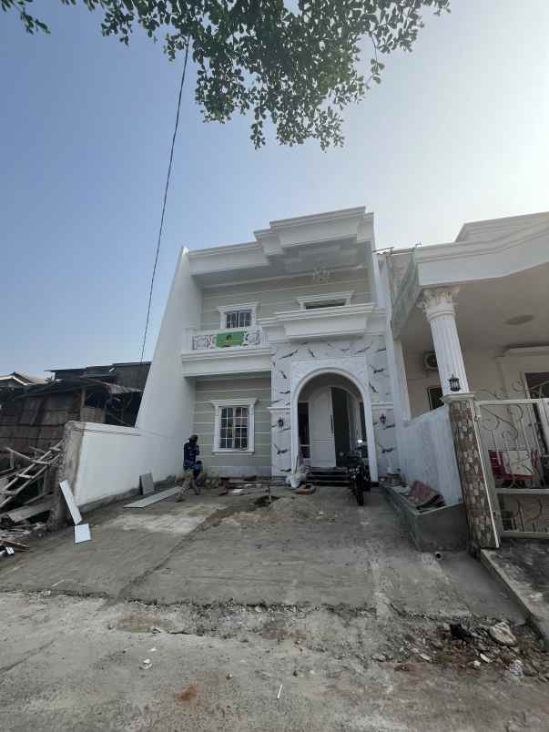 rumah minimalis 2 lantai di tanah baru depok